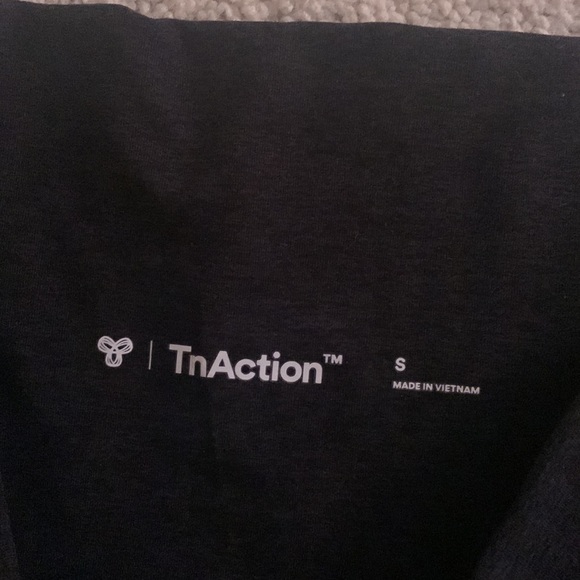 aritiza biker shorts - Picture 3 of 3